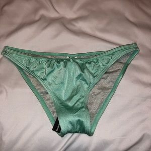 O’Neill bikini bottoms